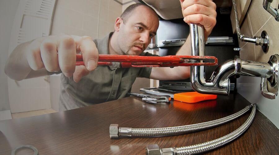 Local expert plumbing services in High Island, TX